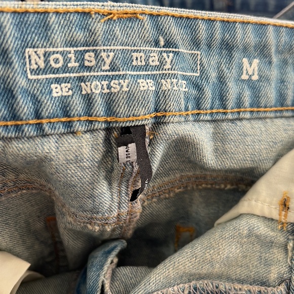 Noisy May Distressed Who Care Care Denim Jeans Skirt Size Medium - Picture 10 of 13